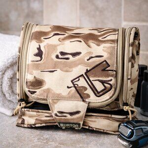 🧳 Burton Men’s Hanging Toiletry Travel Bag | Desert Camo